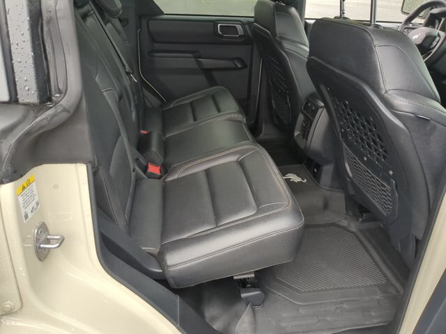 Certified 2025 Ford Bronco Badlands AWD/4WD image 34