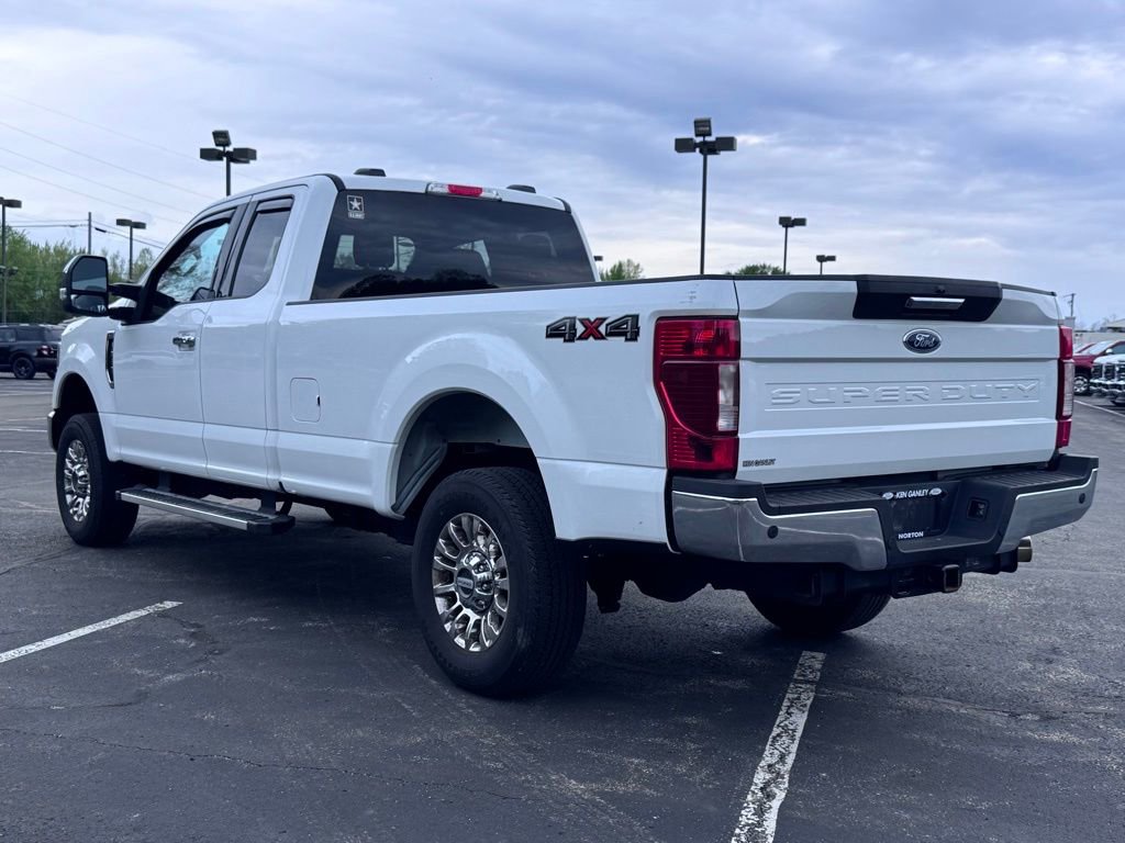 Certified 2022 Ford F350 XLT w/ XLT Premium Package AWD/4WD image 6