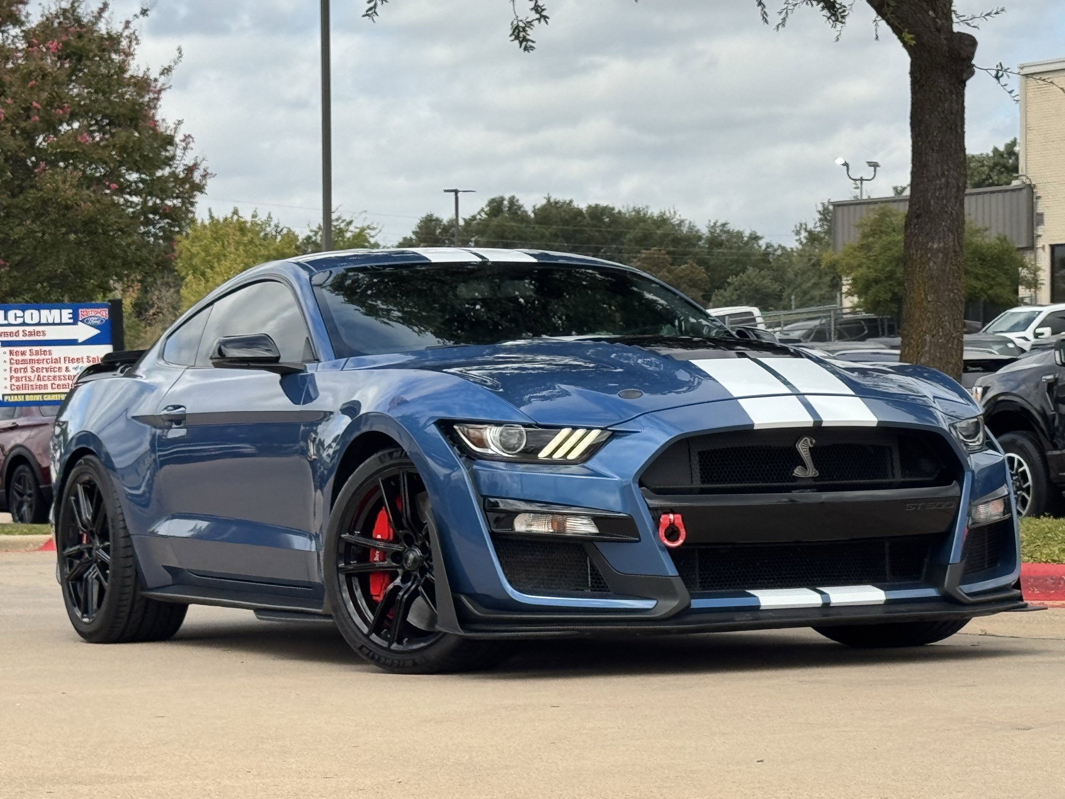 Certified 2020 Ford Mustang Shelby GT500 w/ Technology Package RWD image 2