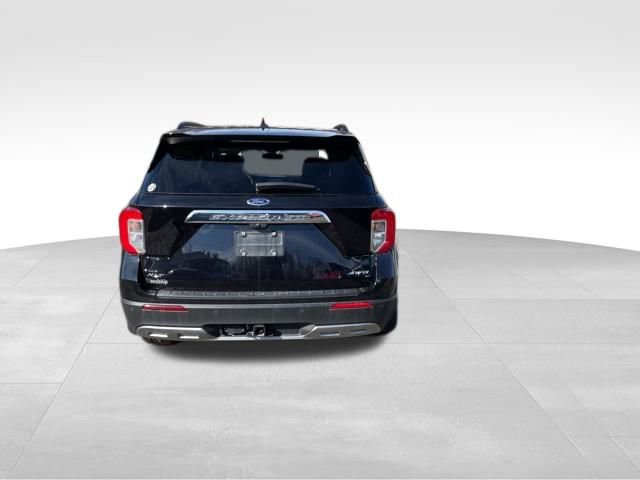 Certified 2023 Ford Explorer XLT w/ Equipment Group 202A image 8