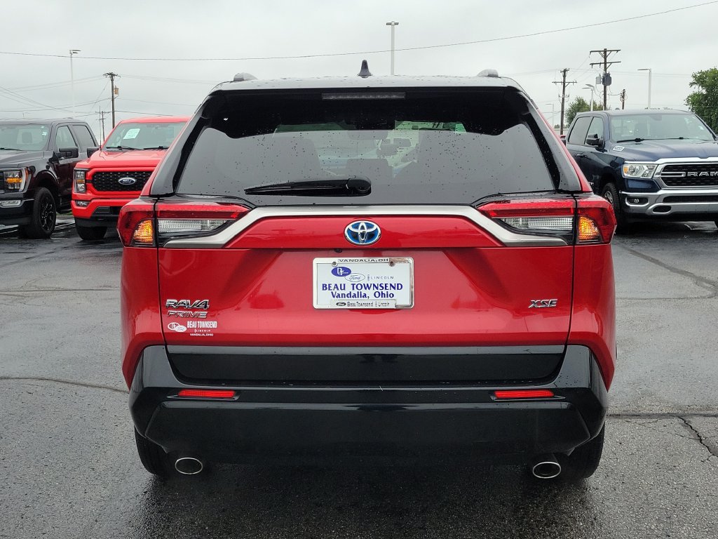 Used 2021 Toyota RAV4 XSE w/ Weather Package AWD/4WD image 5