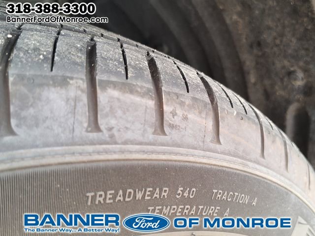 Used 2025 Honda Pilot Sport image 13