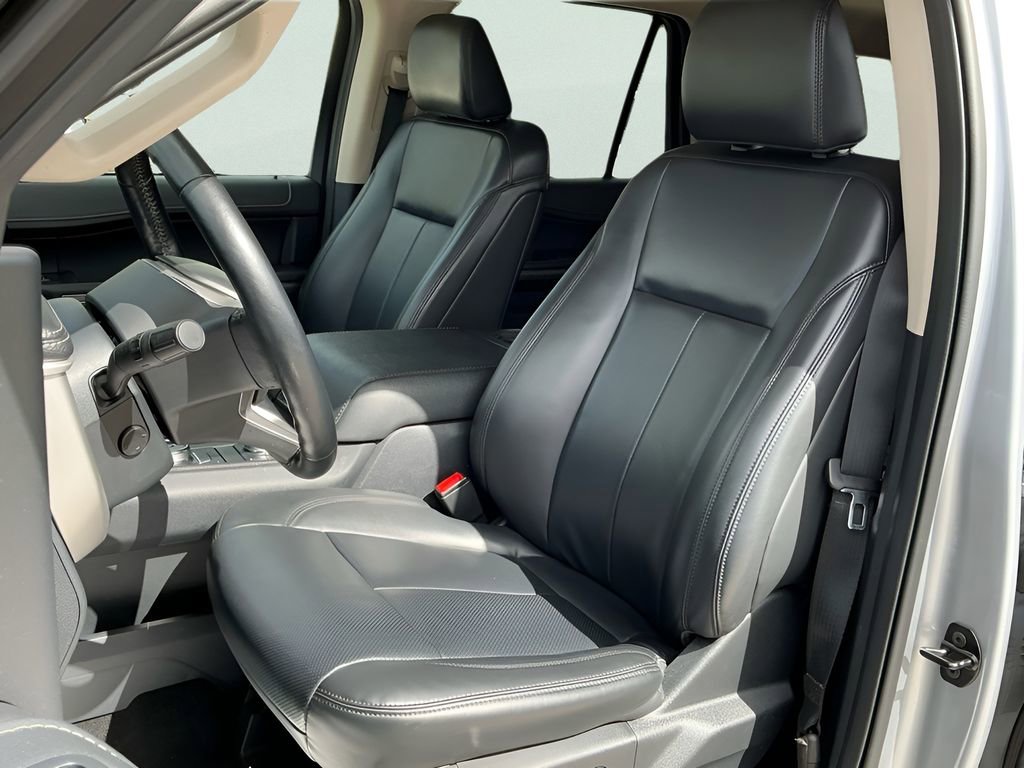 Certified 2023 Ford Expedition Max XLT image 33