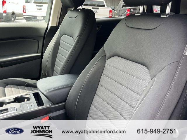Certified 2022 Ford Edge SE w/ Black Appearance Package image 28