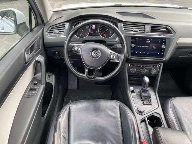 Used 2018 Volkswagen Tiguan SEL image 16