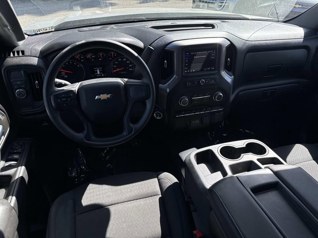 Used 2022 Chevrolet Silverado 1500 Custom RWD image 9