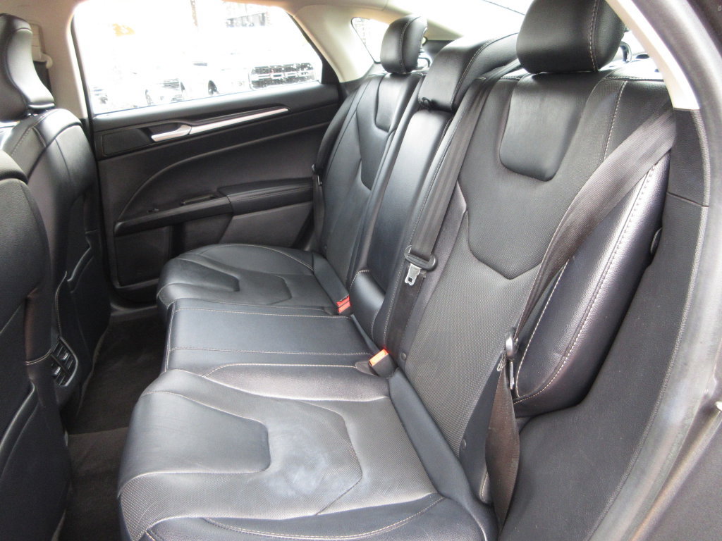 Certified 2018 Ford Fusion Energi Titanium FWD image 27