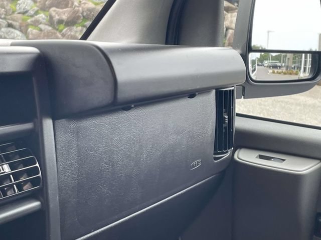 Used 2025 GMC Savana 2500 w/ Driver Convenience Package RWD image 28