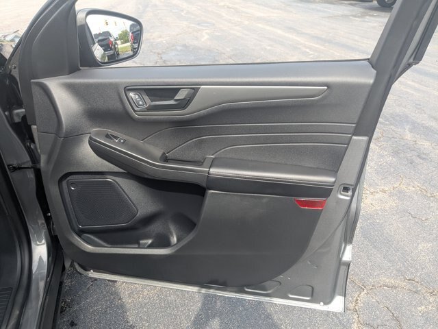 Certified 2025 Ford Escape Active w/ Cold Weather Package FWD image 32