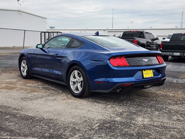 Certified 2022 Ford Mustang Coupe image 7