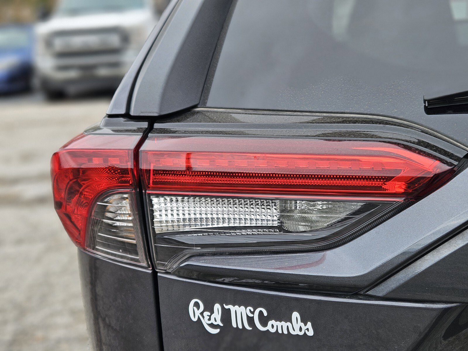 Used 2023 Toyota RAV4 XLE image 10