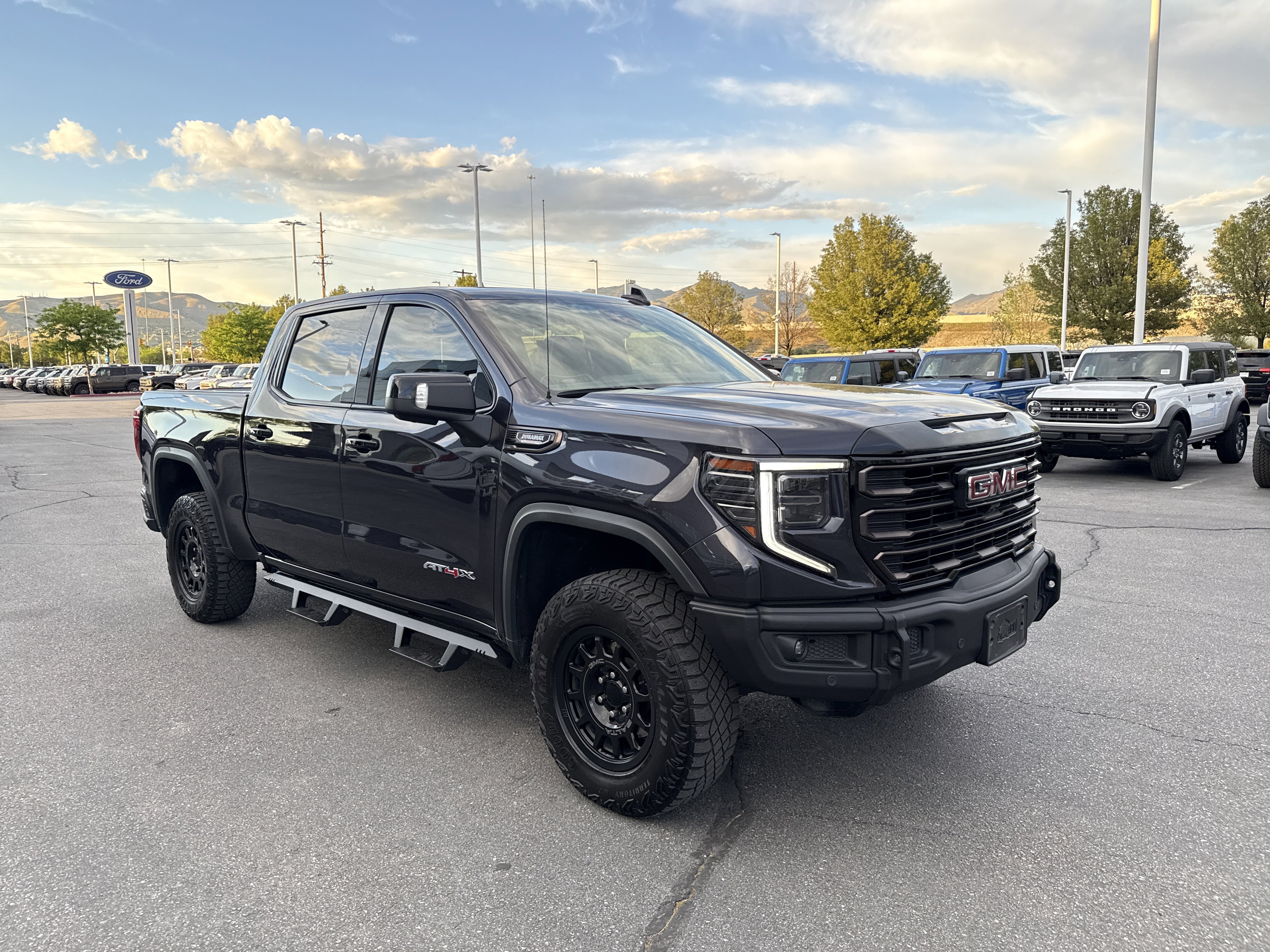 Used 2024 GMC Sierra 1500 AT4X w/ AT4X AEV Edition AWD/4WD image 7