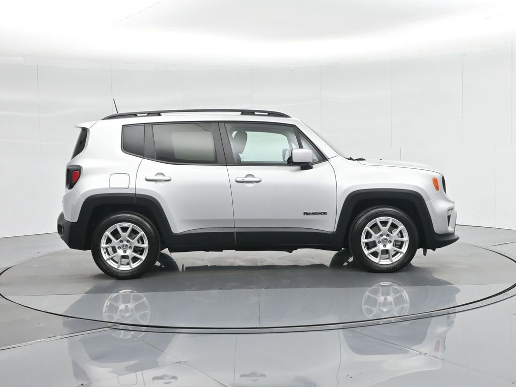 Used 2019 Jeep Renegade Latitude image 10