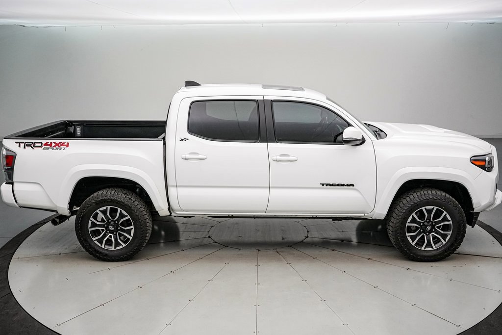 Used 2022 Toyota Tacoma TRD Sport image 6