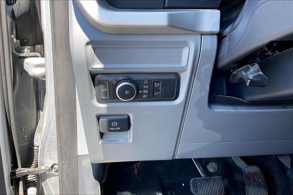 Certified 2022 Ford F150 XLT AWD/4WD image 35