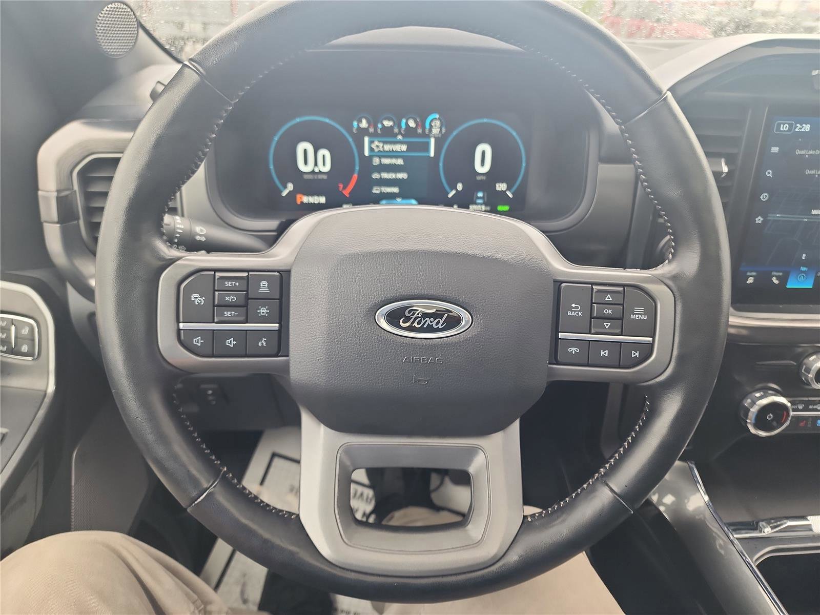 Certified 2022 Ford F150 Lariat w/ Equipment Group 502A High image 33