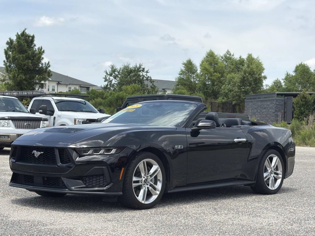 Certified 2025 Ford Mustang GT Premium RWD image 3