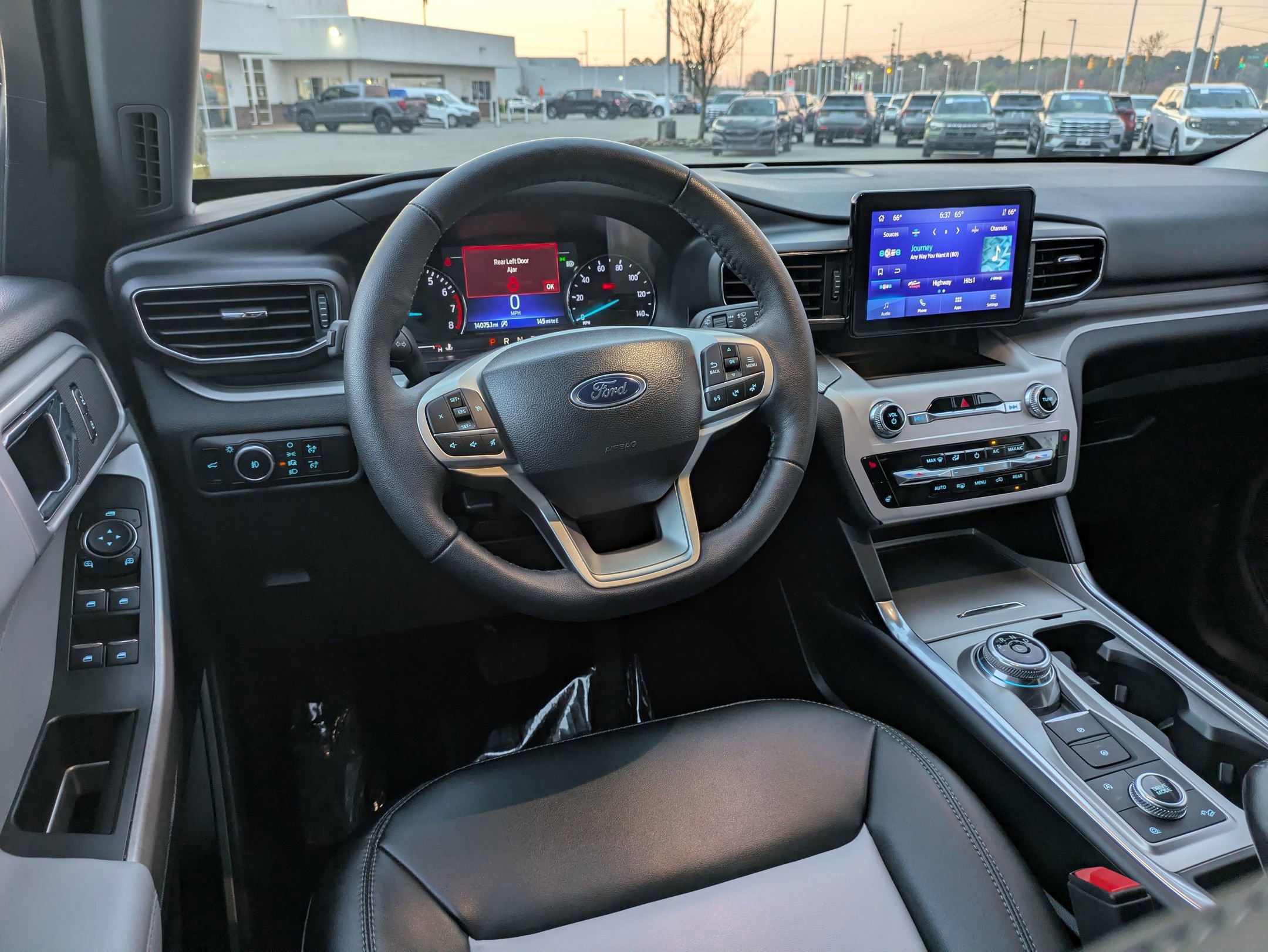 Certified 2024 Ford Explorer XLT w/ Equipment Group 202A image 29