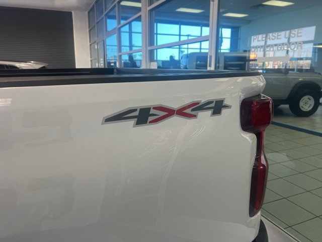 Used 2022 Chevrolet Silverado 2500 LTZ w/ LTZ Plus Package AWD/4WD image 8