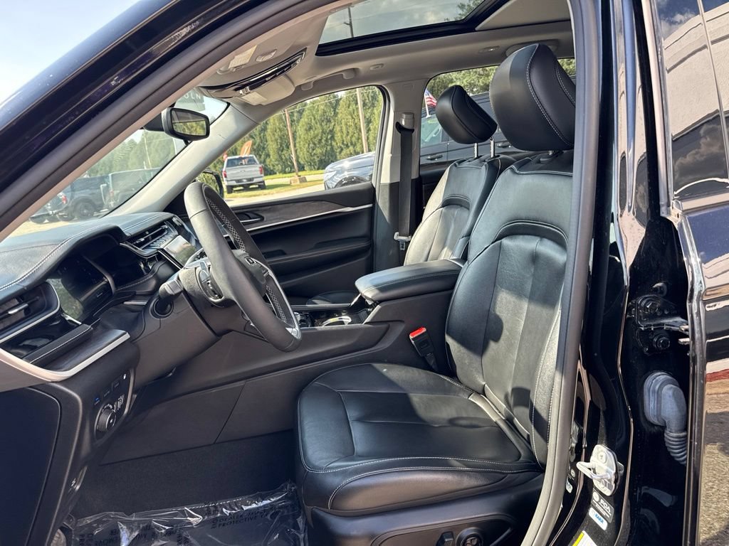 Used 2022 Jeep Grand Cherokee Limited 4xe AWD/4WD image 10