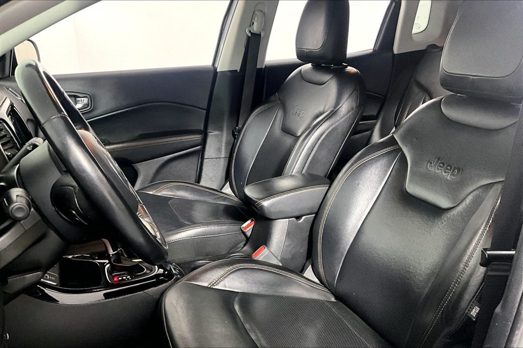 Used 2019 Jeep Compass Limited FWD image 24