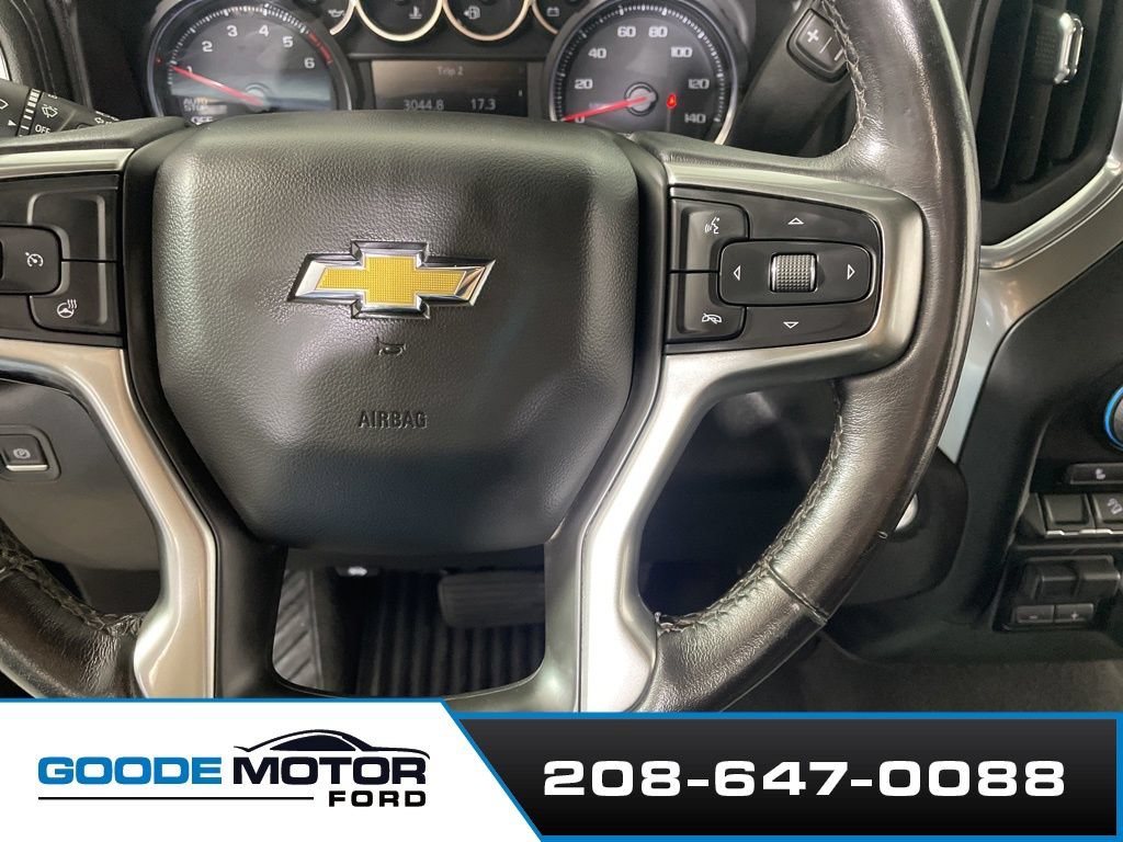 Used 2021 Chevrolet Silverado 1500 LT w/ Z71 Off-Road Package AWD/4WD image 15