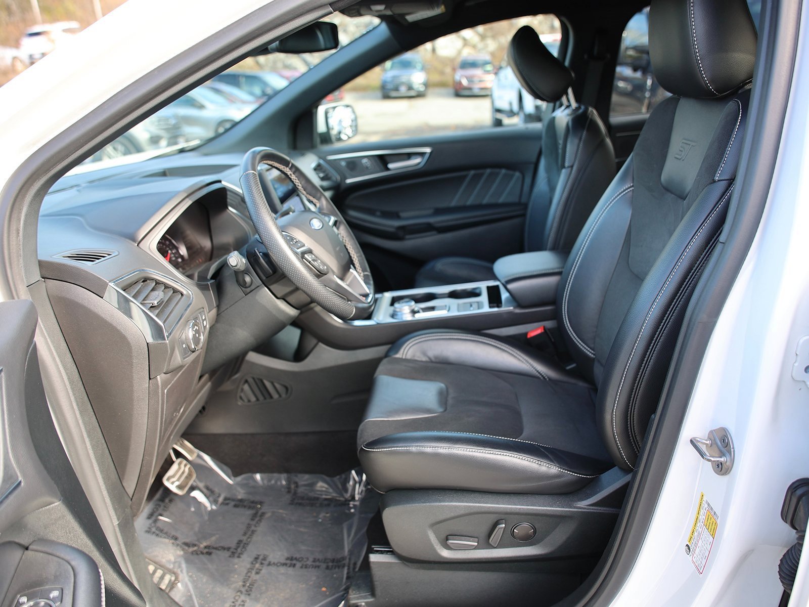 Certified 2022 Ford Edge ST image 18