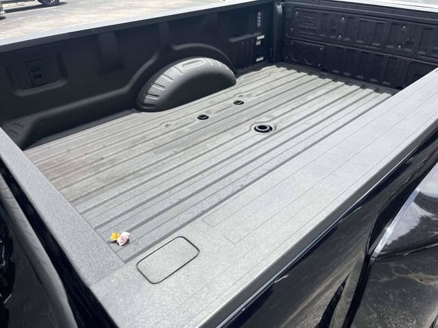 Certified 2025 Ford F450 Platinum w/ Platinum Plus Package AWD/4WD image 15