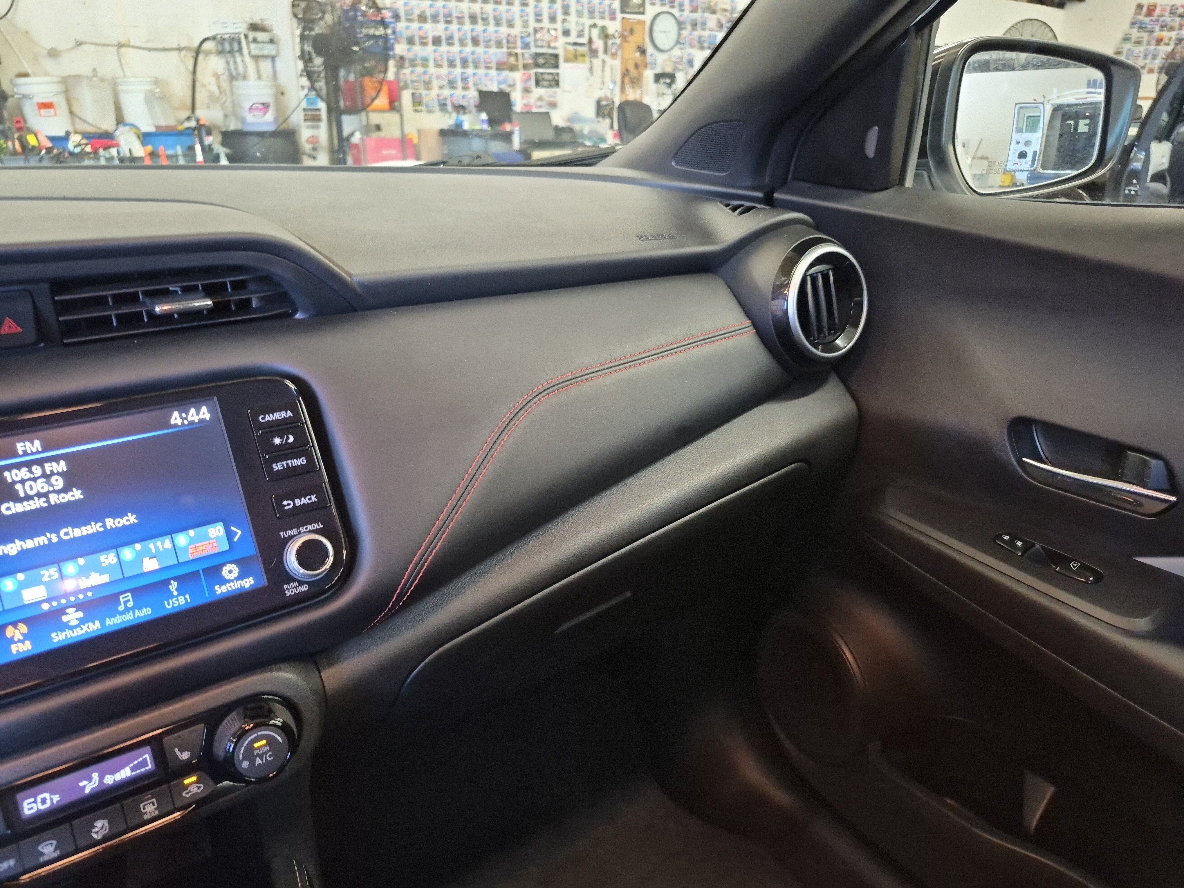 Used 2024 Nissan Kicks SR w/ SR Premium Package FWD image 17