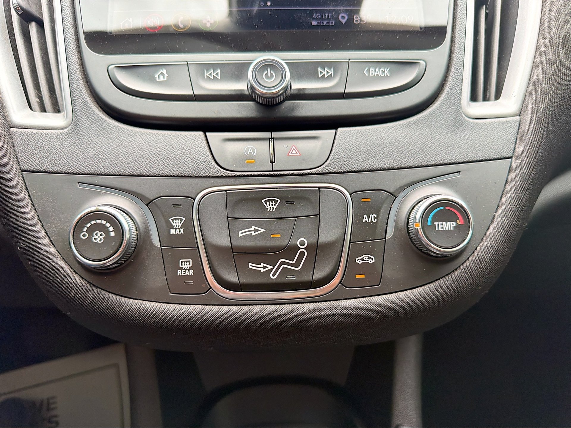 Used 2025 Chevrolet Malibu LS w/ LPO, Floor Liner Package FWD image 18