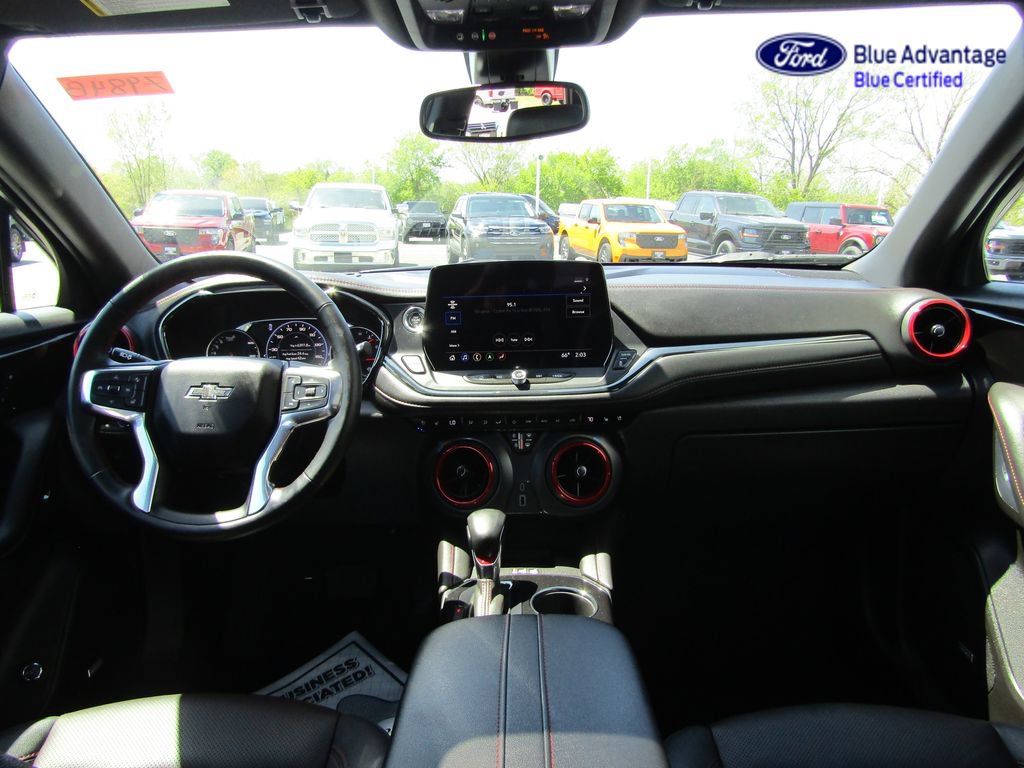 Used 2024 Chevrolet Blazer RS w/ Enhanced Convenience Package AWD/4WD image 15