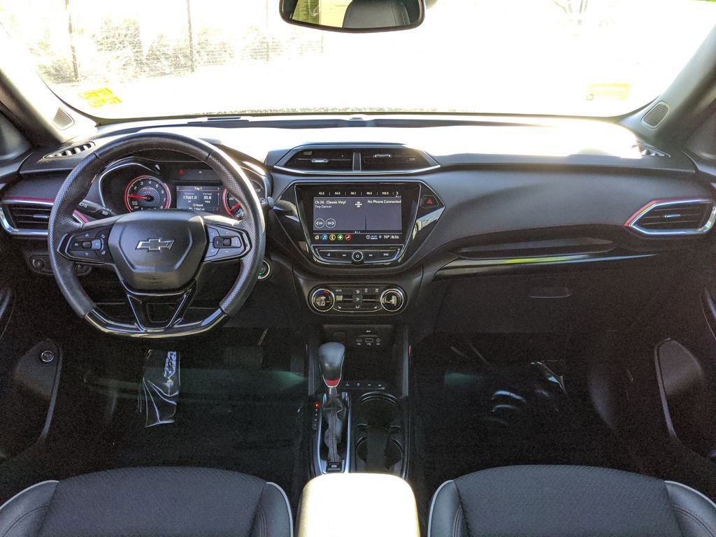 Used 2023 Chevrolet TrailBlazer RS w/ Sun and Liftgate Package image 7