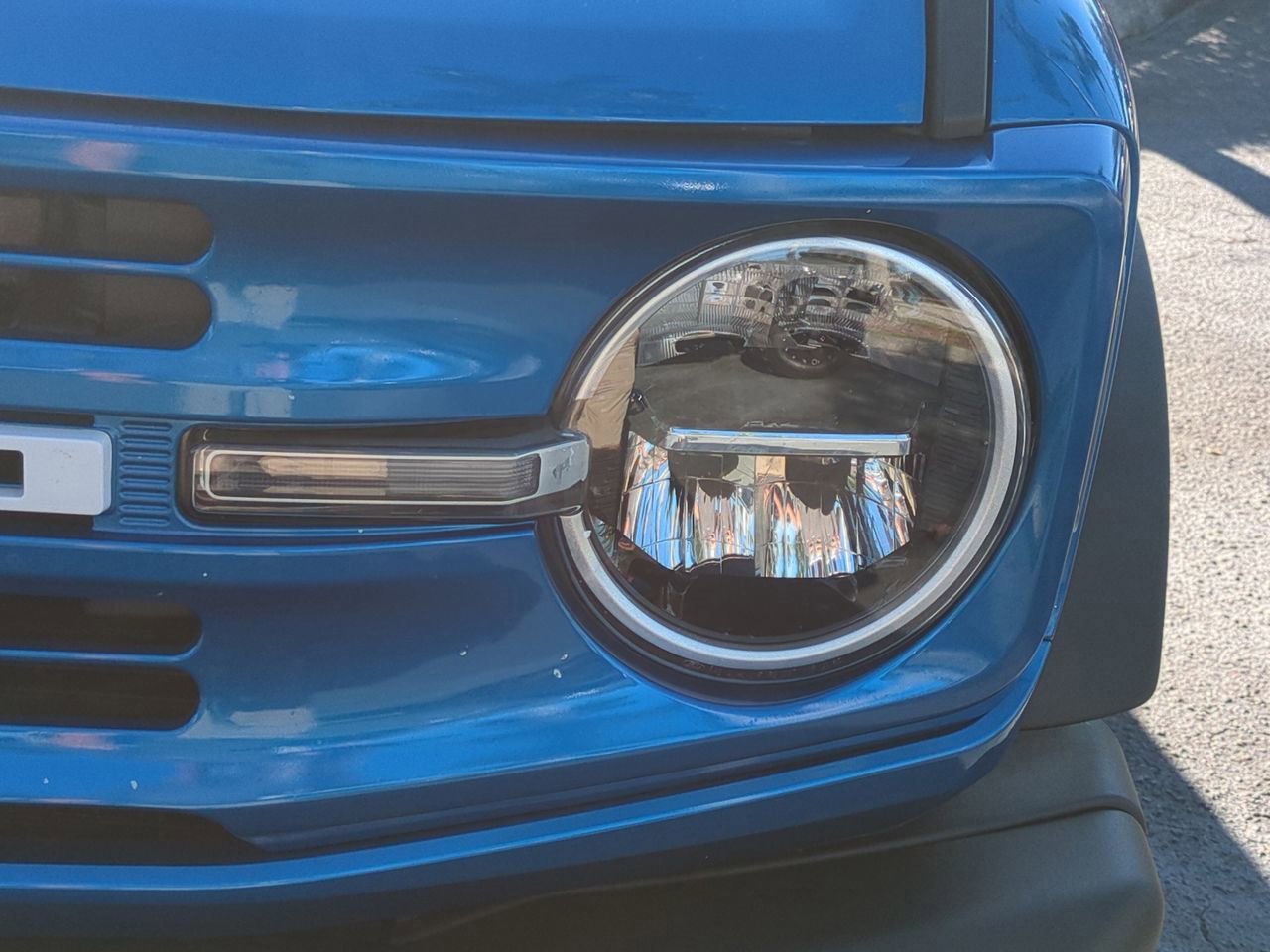 Certified 2023 Ford Bronco Black Diamond image 10