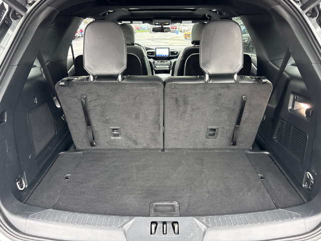 Certified 2024 Ford Explorer ST-Line w/ Class IV Trailer Tow Package AWD/4WD image 9