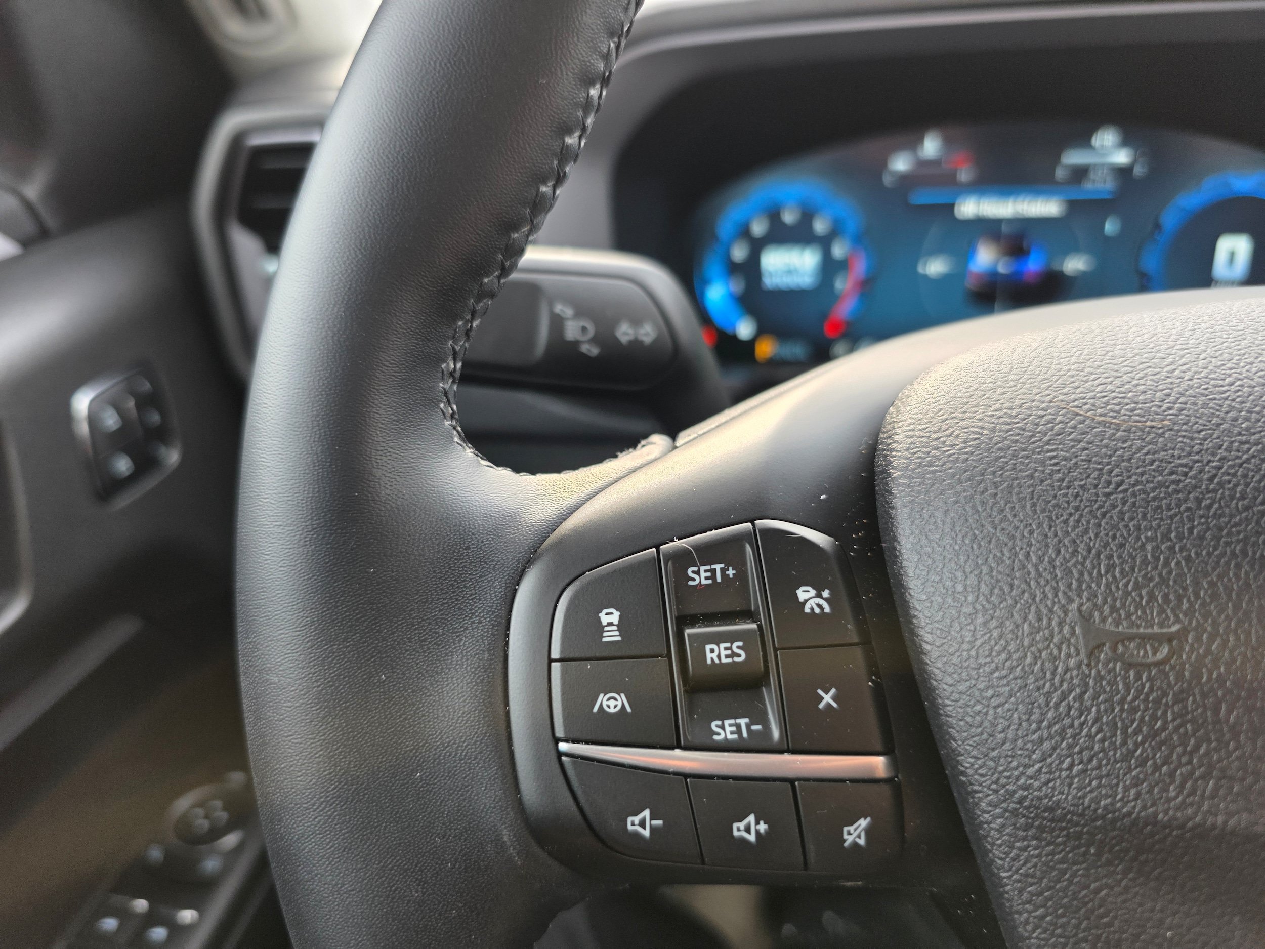 Certified 2025 Ford Bronco Sport Outer Banks w/ Outer Banks Tech Package+ AWD/4WD image 15