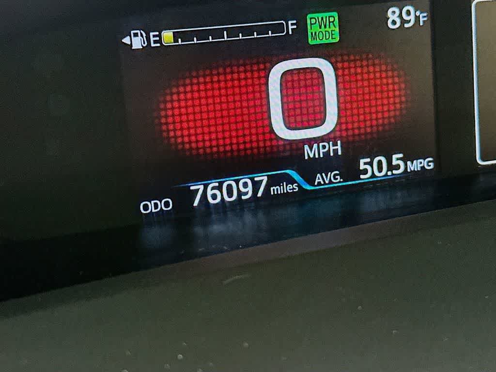 Used 2022 Toyota Prius LE FWD image 19
