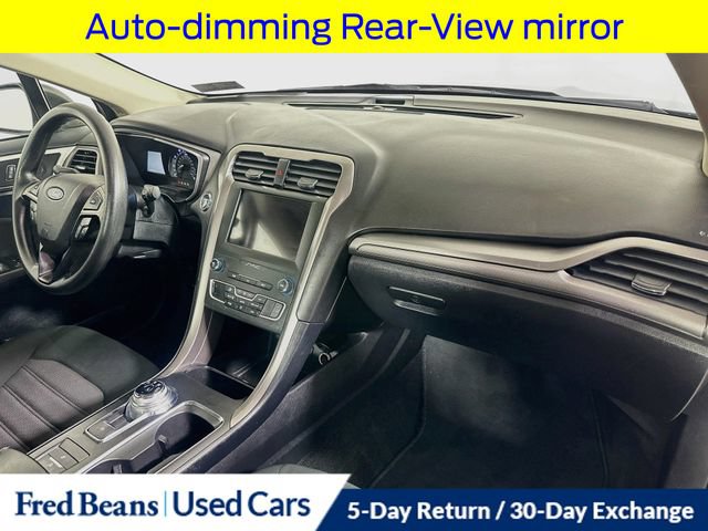 Certified 2020 Ford Fusion SE FWD image 32