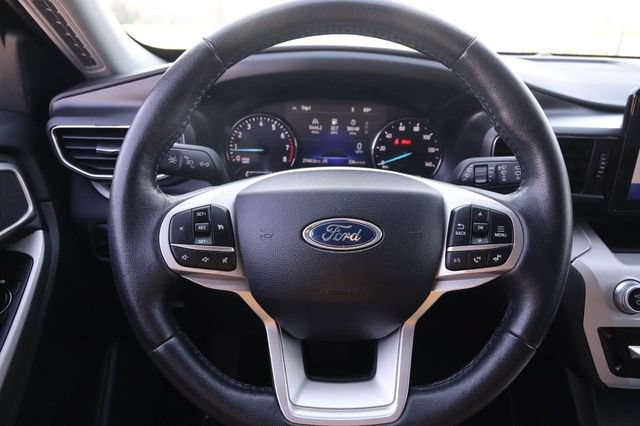 Certified 2024 Ford Explorer XLT w/ Equipment Group 202A AWD/4WD image 12