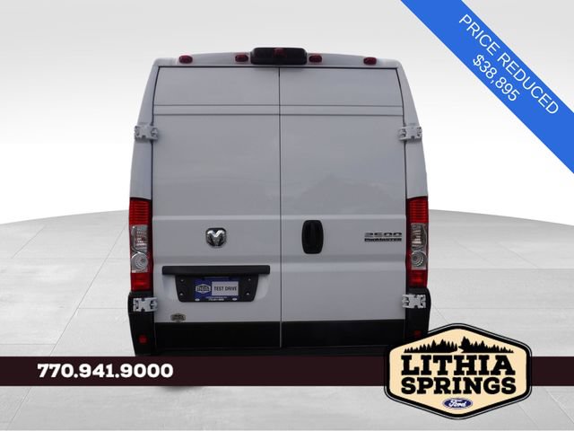 Used 2026 RAM ProMaster 2500 w/ Convenience Group FWD image 9