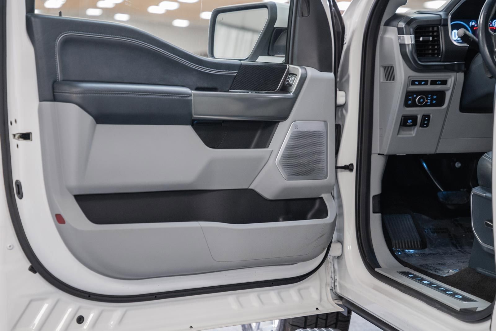 Certified 2023 Ford F150 Limited image 54