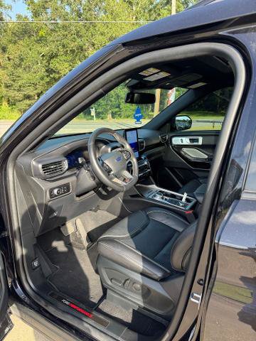 Certified 2023 Ford Explorer ST w/ Equipment Group 401A AWD/4WD image 8