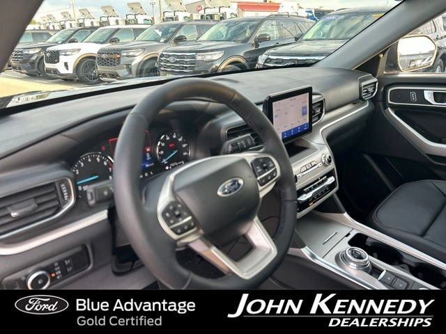 Certified 2023 Ford Explorer XLT w/ Equipment Group 202A AWD/4WD image 21