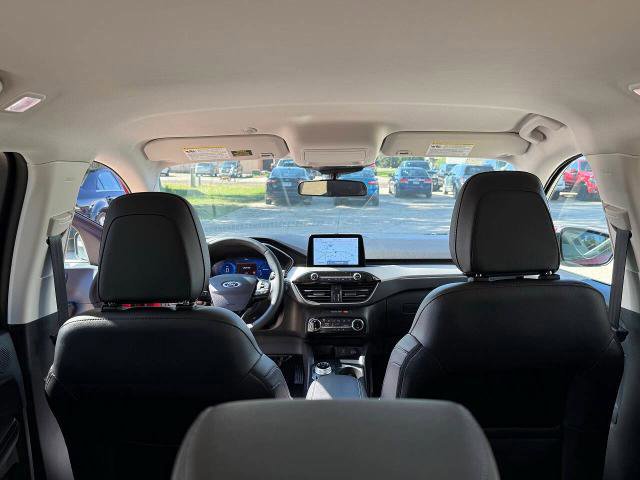 Certified 2022 Ford Escape SEL w/ Technology Package image 25