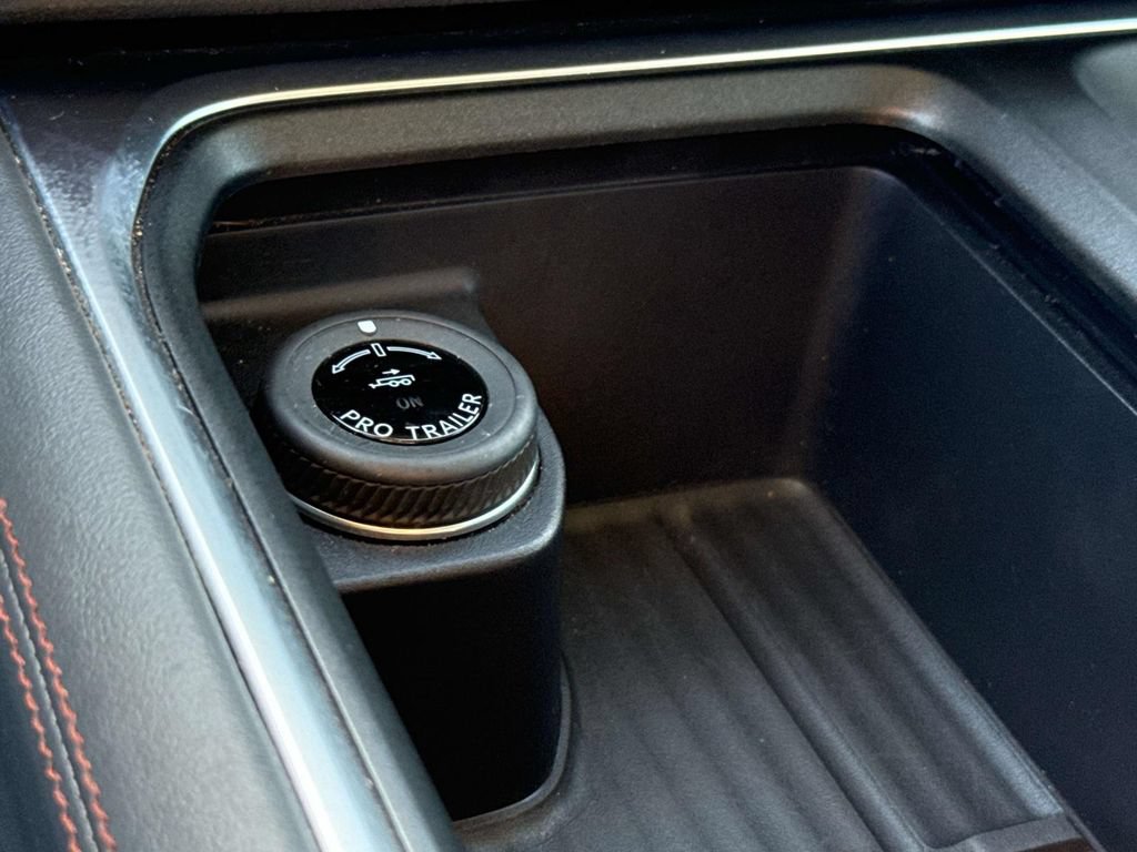 Certified 2025 Ford Expedition Active RWD image 28