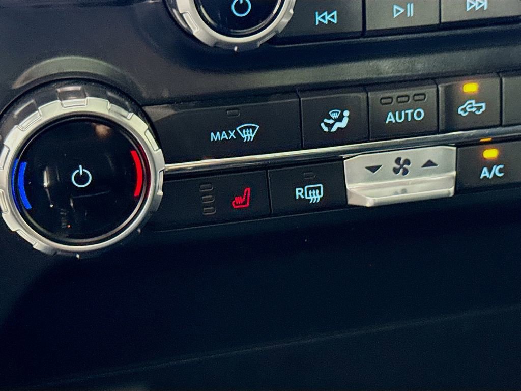 Certified 2022 Ford F150 XLT w/ Equipment Group 302A High image 23