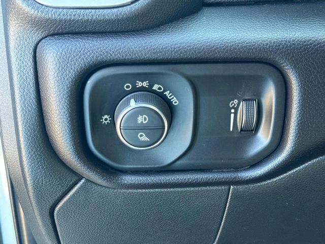Used 2023 RAM 2500 Big Horn w/ Level 1 Equipment Group AWD/4WD image 29