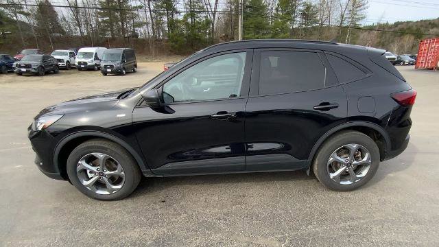 Certified 2025 Ford Escape ST-Line AWD/4WD image 5