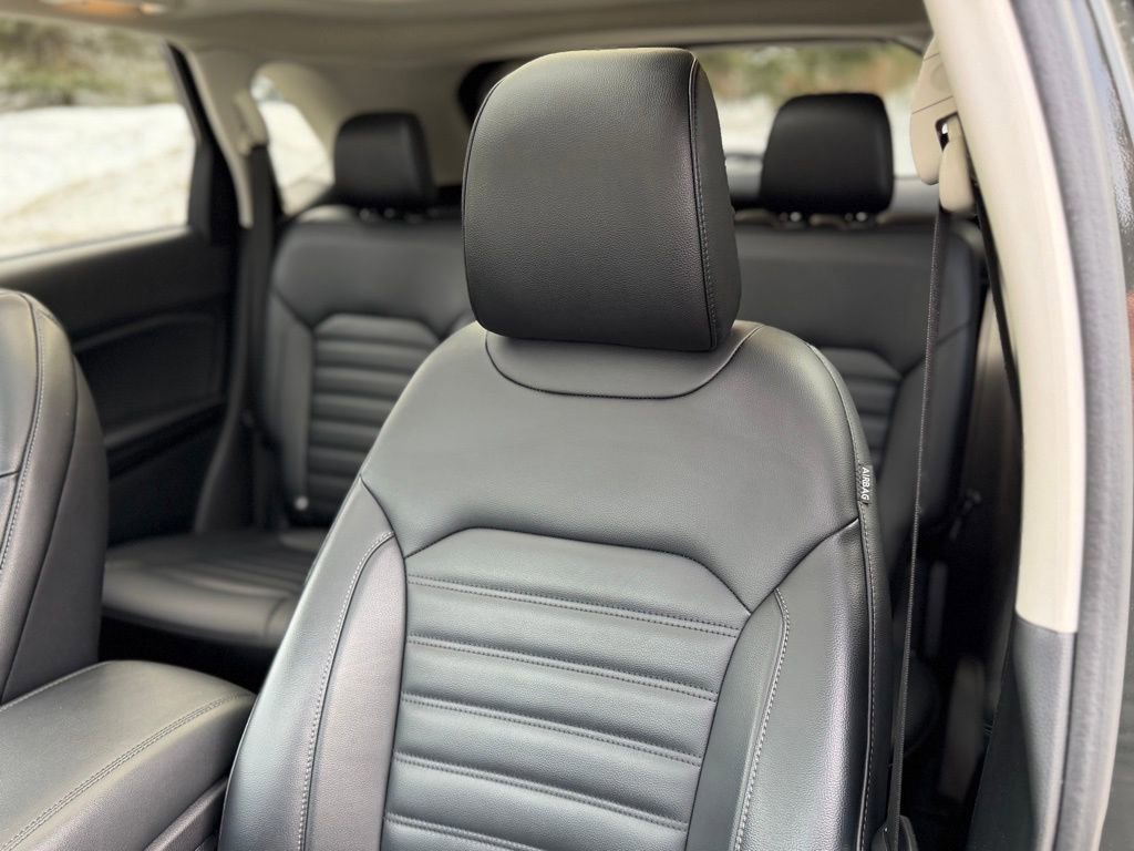 Certified 2022 Ford Edge SEL w/ Convenience Package image 6