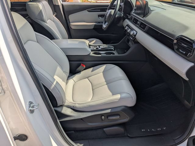 Used 2024 Honda Pilot Touring image 29