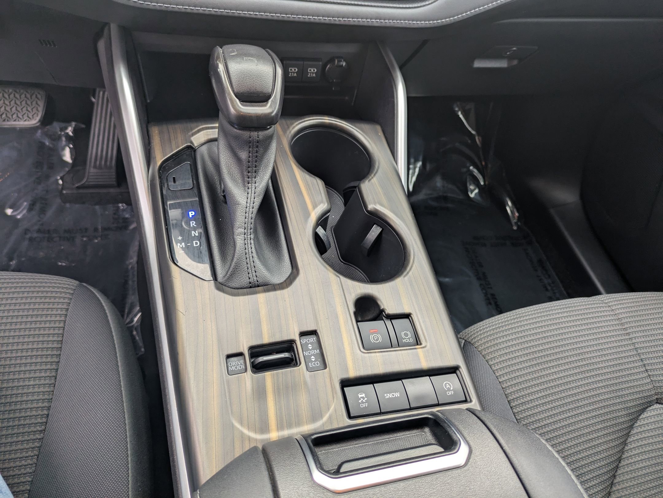 Used 2021 Toyota Highlander L image 21